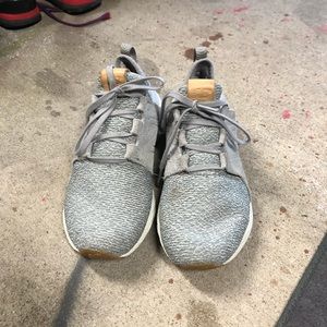 New Balance Fresh Foam Sneakers